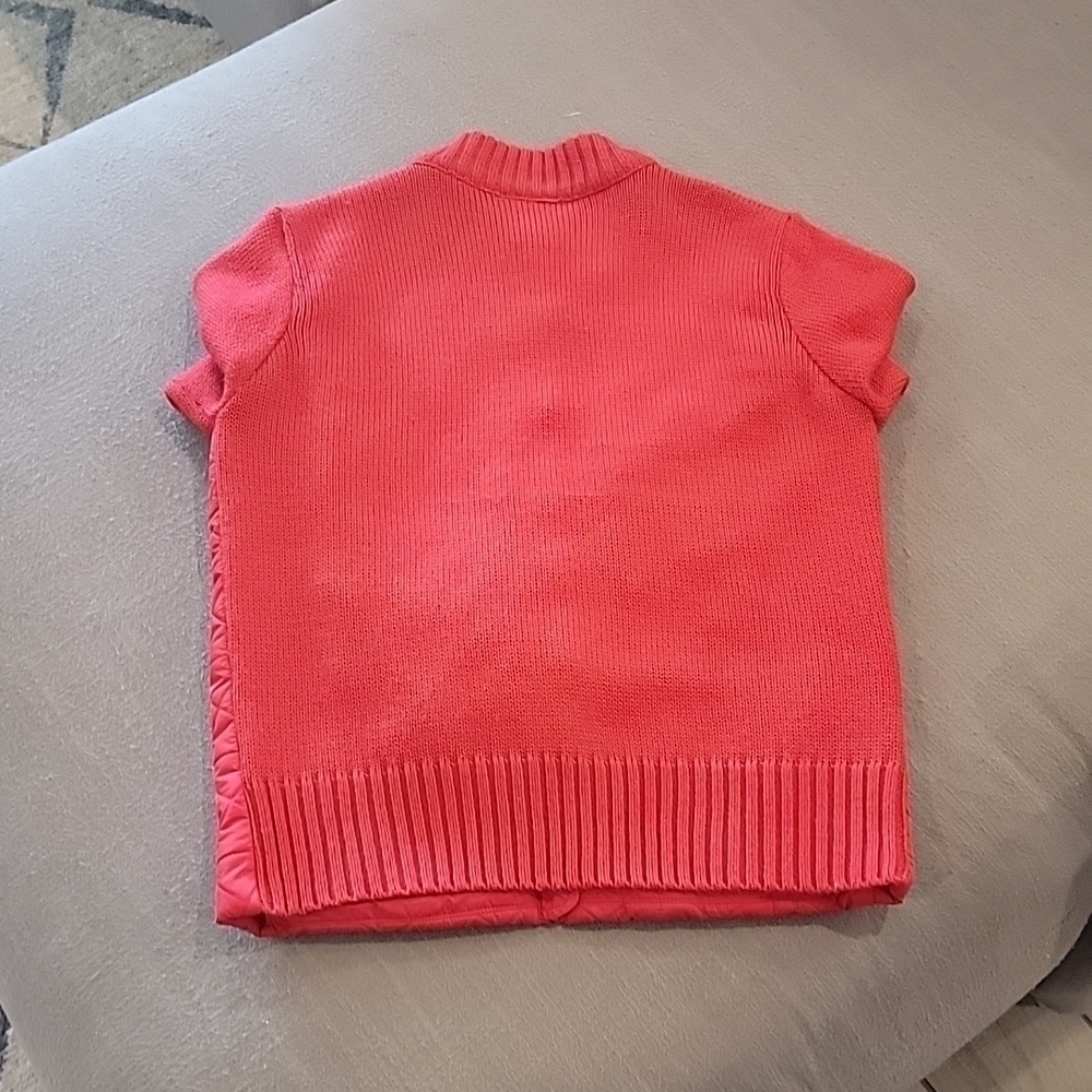 Womens puff vest and sweater - Picture 2 of 4